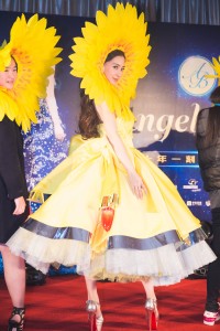 Angelababy_chaogaoliangxie (1)