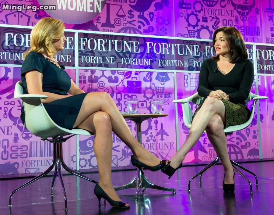记者Nina Easton采访Facebook首席运营官Sheryl Sandberg（第3张/共33张）