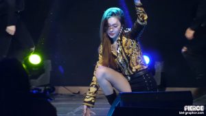 韩国女歌手李宣美性感长腿舞姿妖娆[网盘]（第4张/共12张）