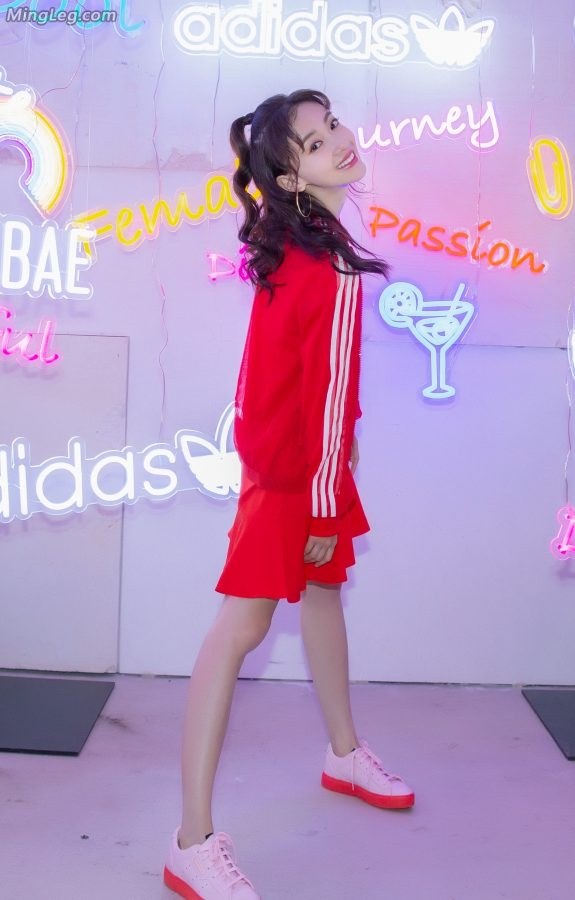 运动系美少女吴谨言代言adidas（第3张/共11张）