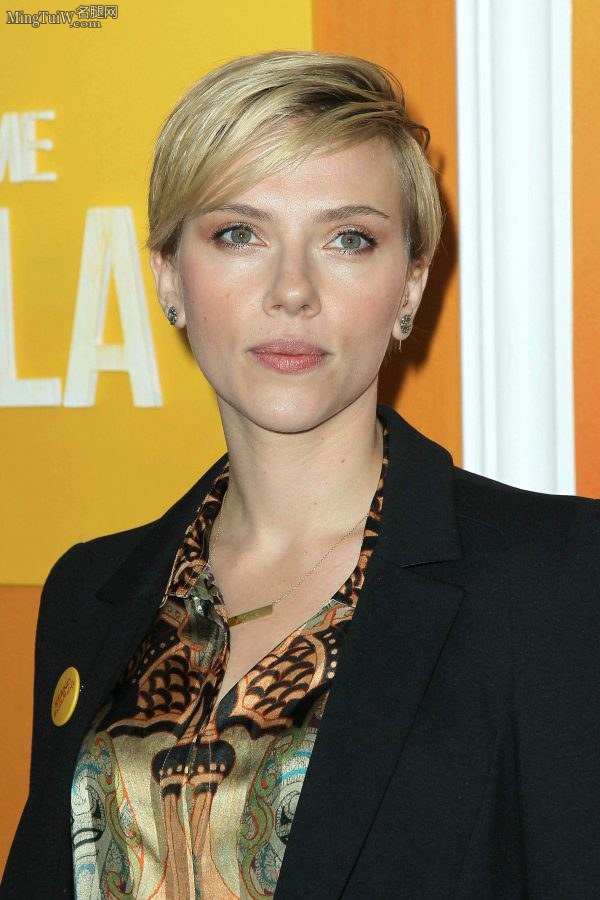 金色短发女星Scarlett Johansson高清面部（第15张/共18张）