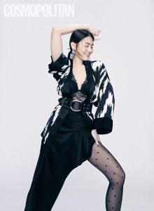 《时尚COSMO》周秀娜美腿穿黑丝袜拍摄性感写真大片（第2张/共11张）