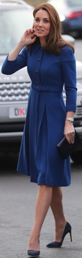 凯特王妃Kate Middleton腿上裹了超薄的肉色丝袜（第1张/共9张）