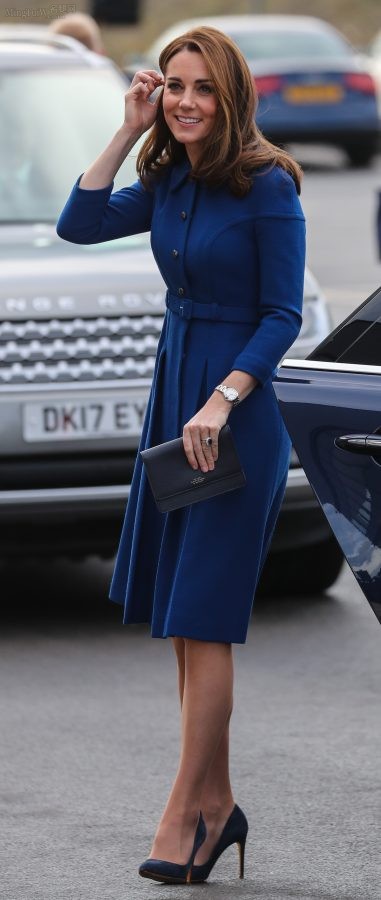 凯特王妃Kate Middleton腿上裹了超薄的肉色丝袜（第2张/共9张）