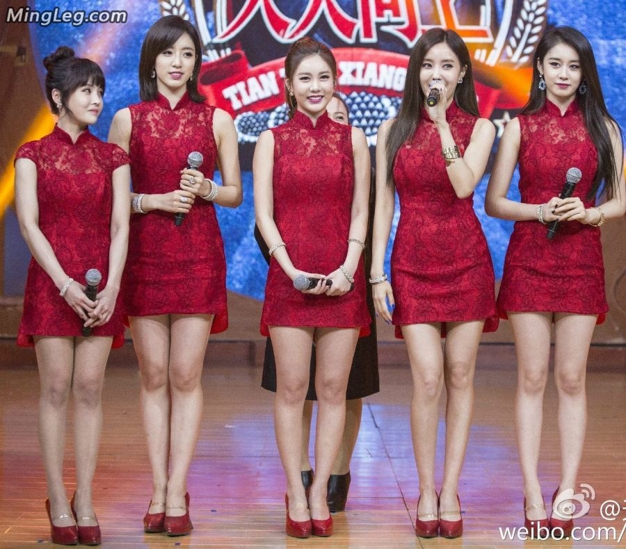 T-ara一群姑娘美好的大腿啊。躺着的是谁(朴孝敏)（第2张/共10张）