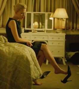 女星Scarlett Johansson玉足挑高跟鞋（第2张/共10张）