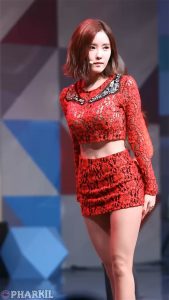 T-ara组合《No.9》朴孝敏视角短裙黑色安全裤[网盘]（第3张/共8张）