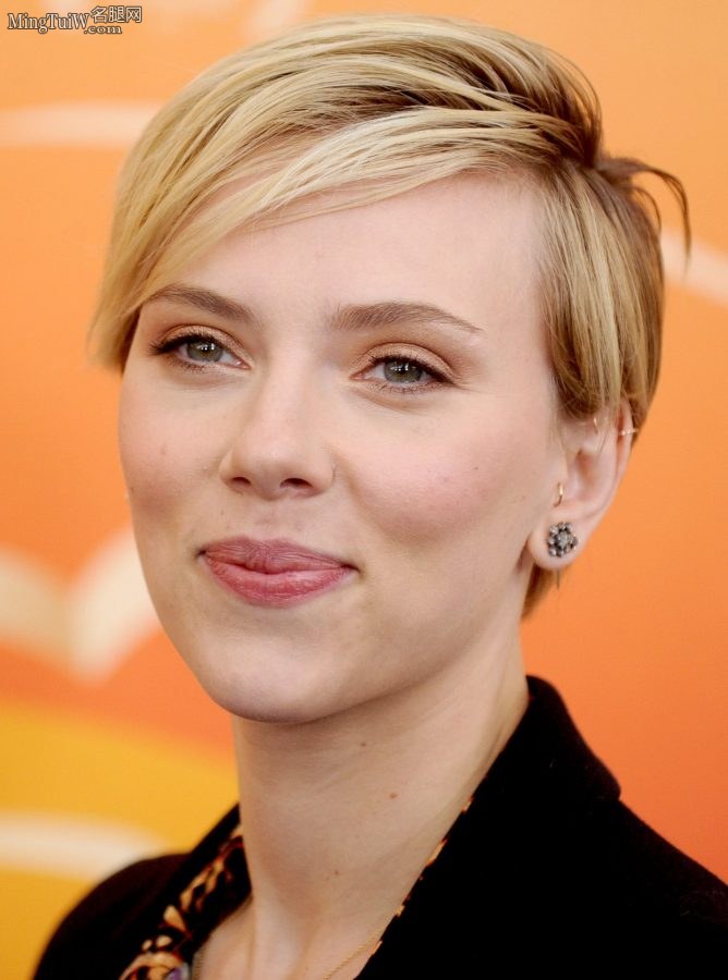 金色短发女星Scarlett Johansson高清面部（第3张/共18张）