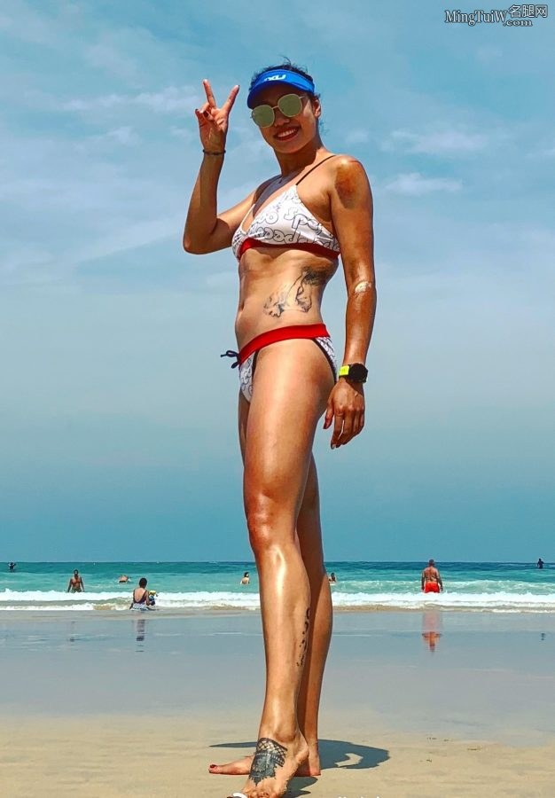 游泳运动员王雅婕海边泳装长腿（第3张/共3张）