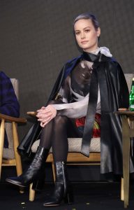惊奇队长卡罗尔扮演者Brie Larson黑丝袜皮靴出席宣传活动（第1张/共15张）