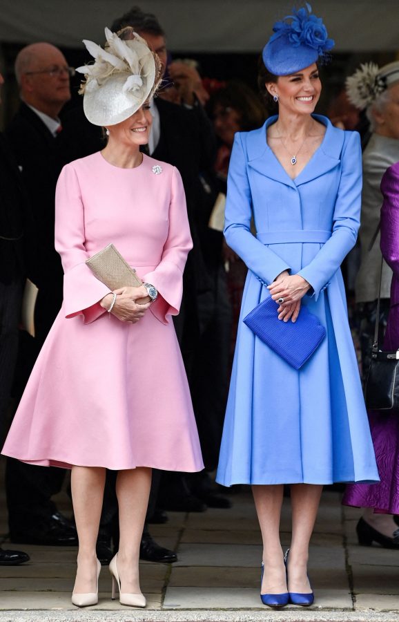 英国王妃Kate Middleton和伯爵夫人Sophie Reece Jones两双丝袜高跟腿（第1张/共3张）