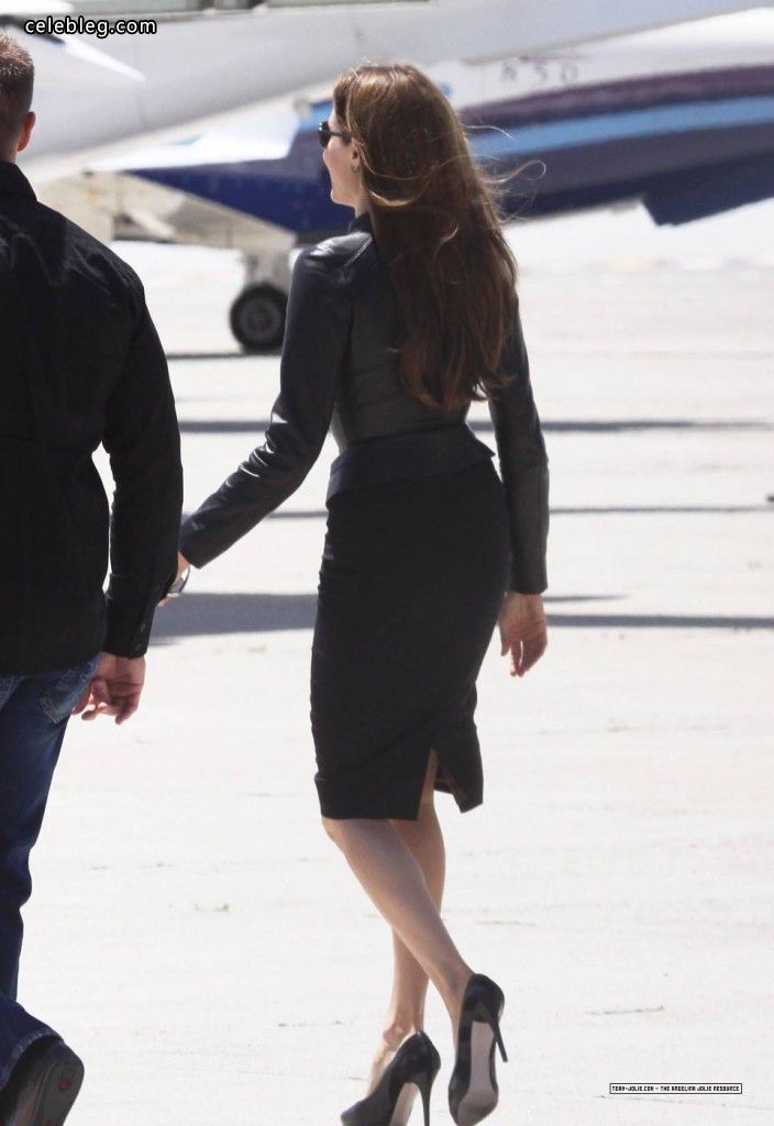 Angelina Jolie 安吉丽娜·朱莉性感高跟美腿（第1张/共5张）